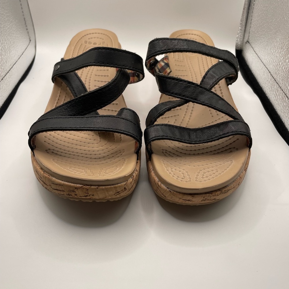 Crocs A Leigh Black leather Wedge Sandals size 10 - Picture 5 of 9